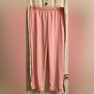 NIKE Ladies jogging pants; Size Large; Excellent condition.